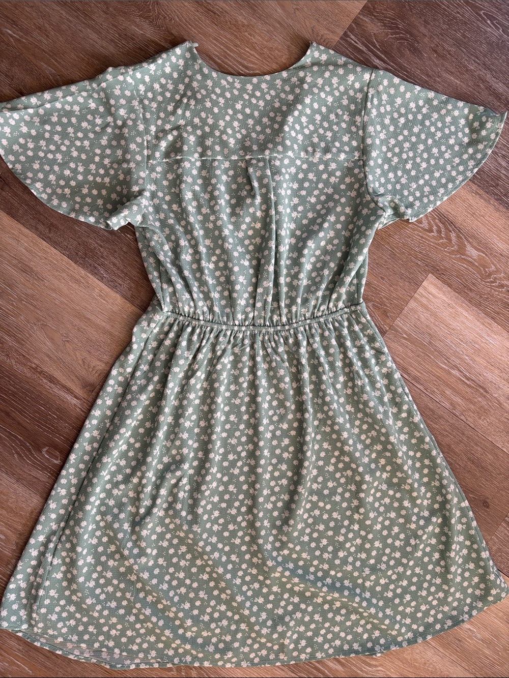 Monteau Mint Green Floral Wrap Midi Dress - Picture 3 of 3